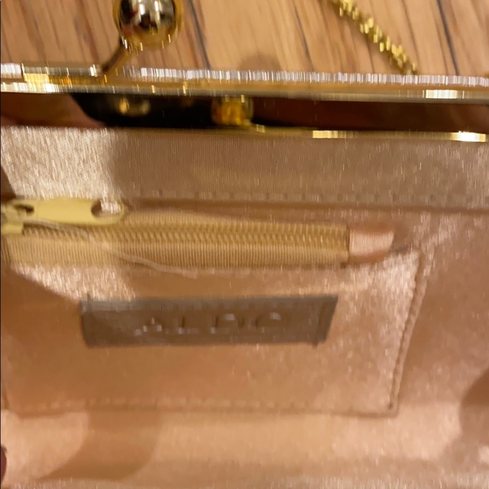 ALDO clutch - Picture 2 of 2